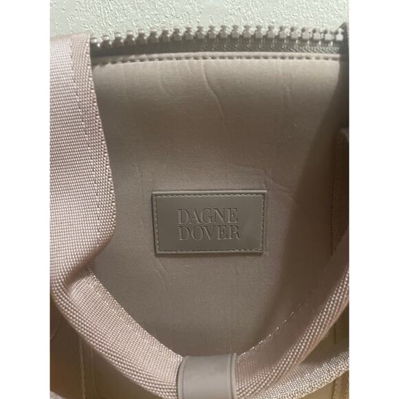 Dagne Dover Neoprene Medium Size Carryall Mauve Dune Top Zip Tote Crossbody - Picture 2 of 11